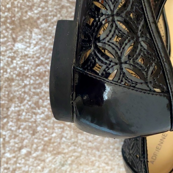 ladies flat sole shoes - Picture 3 of 5